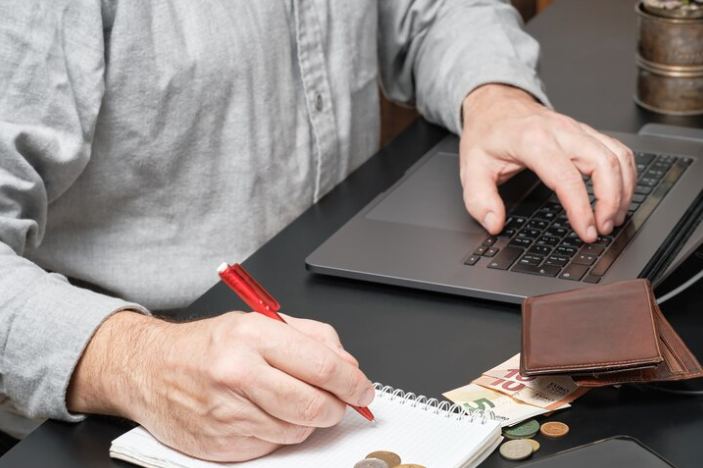 8 Smart Moves to Grow Your Savings Faster